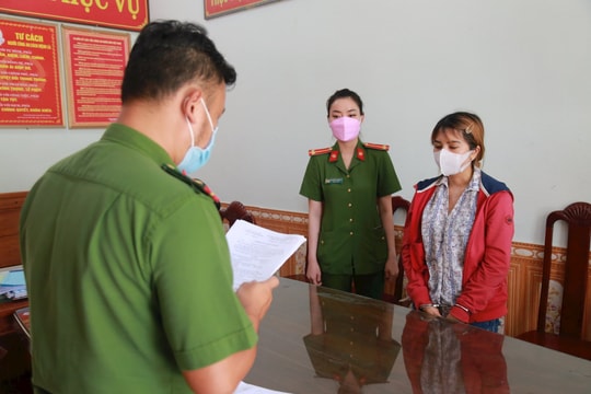 Bắt nữ giám đốc ngân hàng lừa đảo gần 15 tỷ đồng