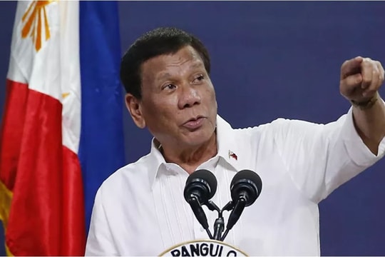 Tổng thống Philippines: Nếu không muốn tiêm vaccine ngừa COVID-19 thì “nên ở nhà”