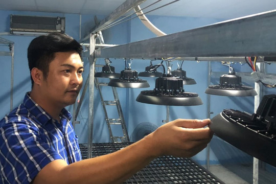 Nguyễn Ngọc Khánh: Nghiên cứu và khởi nghiệp thành công về phòng sinh trưởng cho cây giống