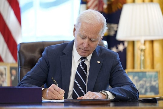 Tin vắn thế giới ngày 23/7: Tổng thống Mỹ Biden ký dự luật tăng cường nguồn tài chính cho Quỹ nạn nhân tội phạm