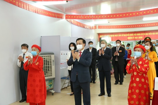 Bí thư Thành ủy Hà Nội Đinh Tiến Dũng: ﻿Mỗi lá phiếu đều có giá trị và ý nghĩa thiêng liêng
