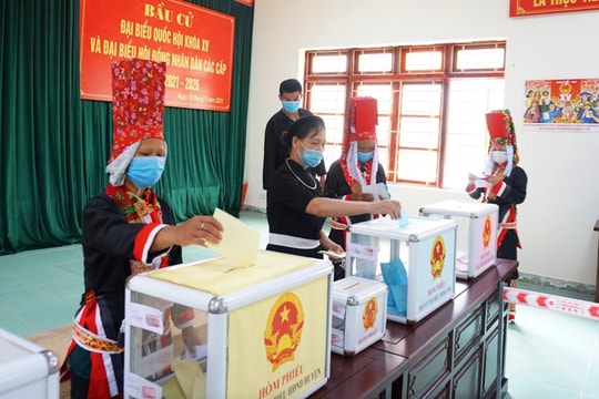 TP Móng Cái (Quảng Ninh): Cử tri vùng biên giới háo hức đi bầu cử