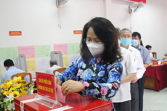 Lạng Sơn: Cử tri hăng hái đi bỏ phiếu bầu Đại biểu Quốc hội khóa XV và HĐND các cấp