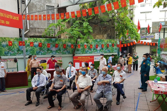 Báo chí nước ngoài đưa tin về cuộc bầu cử của Việt Nam