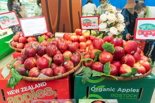 BRG Retail tổ chức “Tuần lễ táo New Zealand”
