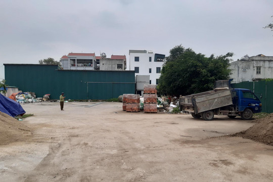 Huyện Thanh Trì (Hà Nội): Lấn chiếm đất công để xây dựng công trình kiên cố 