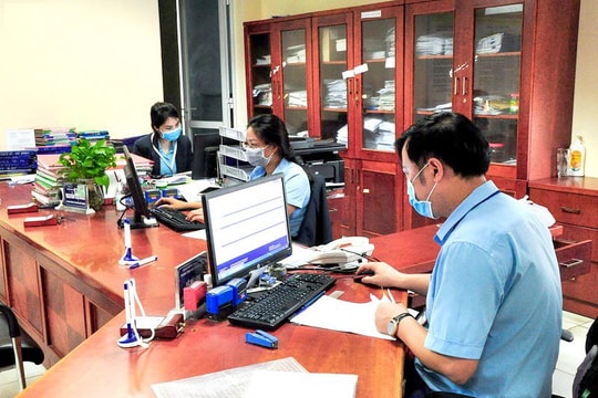 Hà Nội: Khuyến khích làm việc trực tuyến, hạn chế họp trực tiếp tại cơ quan để phòng, chống COVID-19