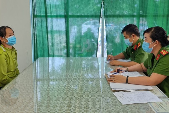 Truy tố người phụ nữ nhẫn tâm vứt con trai sơ sinh xuống sông