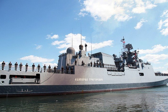 Chiến hạm Nga diễn tập bắn tên lửa ở Biển Đen