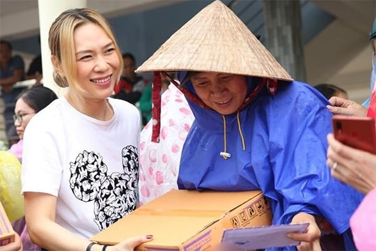 Mỹ Tâm, Đàm Vĩnh Hưng góp hơn 600 triệu đồng ủng hộ Bắc Giang phòng chống dịch Covid-19