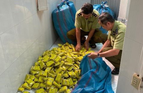 Phát hiện, thu giữ trên 1.500 hộp thuốc đông dược không rõ nguồn gốc