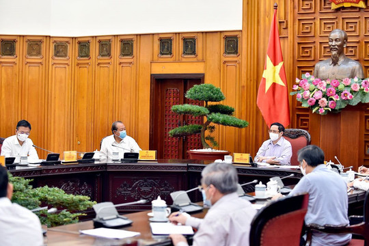  Xử lý trách nhiệm tổ chức, cá nhân ban hành văn bản trái pháp luật