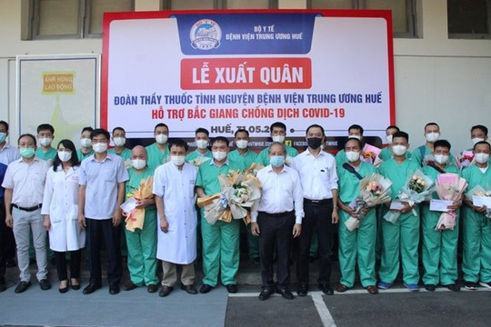 Thừa Thiên Huế cử đoàn thầy bác sĩ đến Bắc Giang hỗ trợ chống dịch
