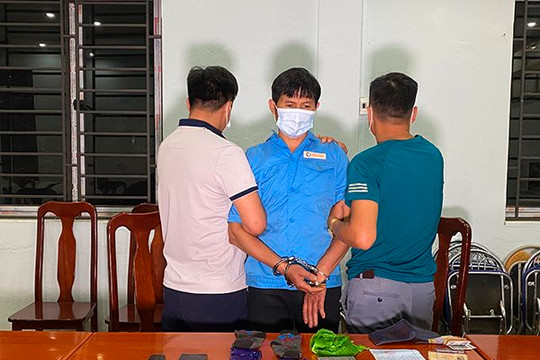 Vây bắt nguyên chủ tịch xã mua bán, vận chuyển trái phép chất ma túy