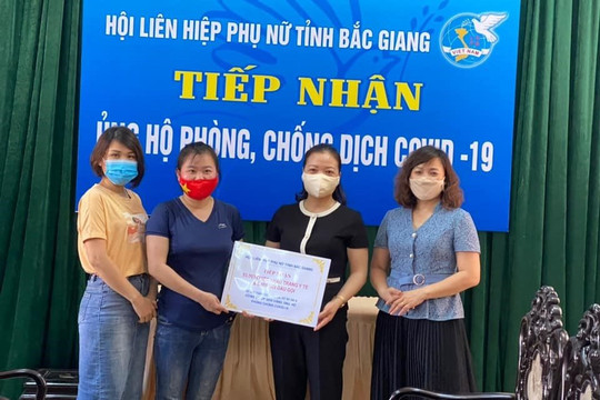 NTK Áo dài cả nước chung tay ủng hộ 200.000 khẩu trang hỗ trợ các tuyến đầu chống dịch Covid-19