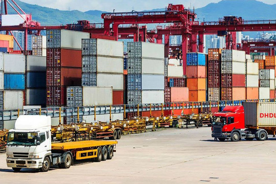 5 tháng đầu năm 2021, Việt Nam nhập siêu 369 triệu USD