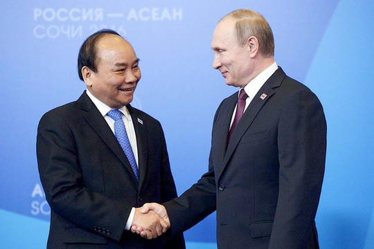 Chủ tịch nước gửi thư cho Tổng thống Putin: Mong Nga hợp tác sản xuất vaccine tại Việt Nam