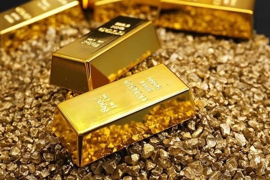 Giá vàng hôm nay 3/6: Tiếp đà tăng cao bất chấp USD phục hồi