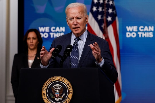 Tổng thống Biden ký sắc lệnh đưa 59 công ty Trung Quốc vào danh sách đen  