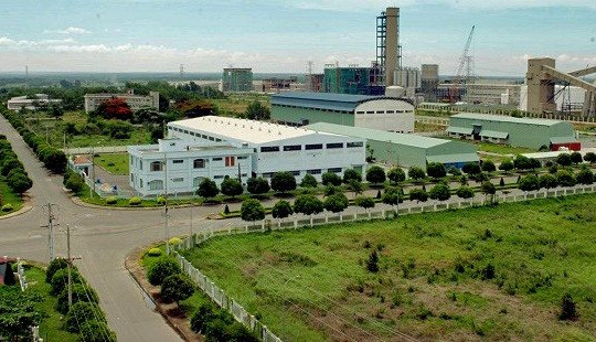 Thuê chuyên gia nước ngoài về làm việc, cần những thủ tục gì?