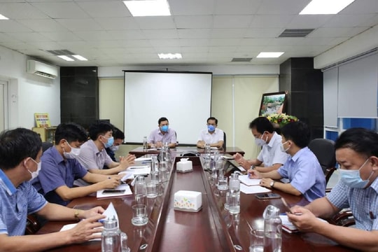 Phát hiện hai ca dương tính Covid-19, Hà Tĩnh tổ chức họp khẩn  
 
