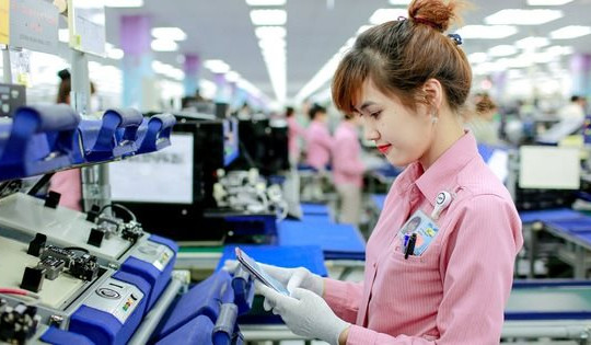 Đề xuất lao động nữ tham gia bảo hiểm xã hội tự nguyện khi sinh con được hưởng trợ cấp