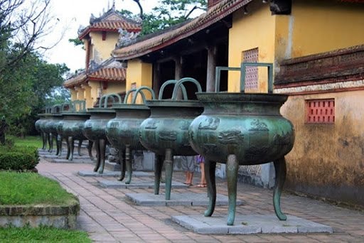 Làm hồ sơ bảo vật 'Cửu đỉnh' là di sản tư liệu thế giới