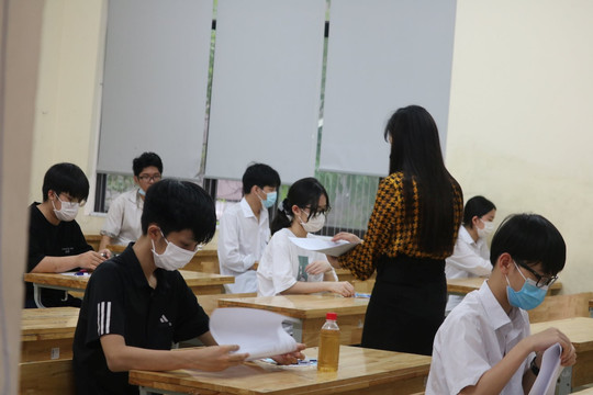 Giáo viên phân tích điểm thú vị của đề thi môn Ngữ văn vào lớp 10 ở Hà Nội năm nay