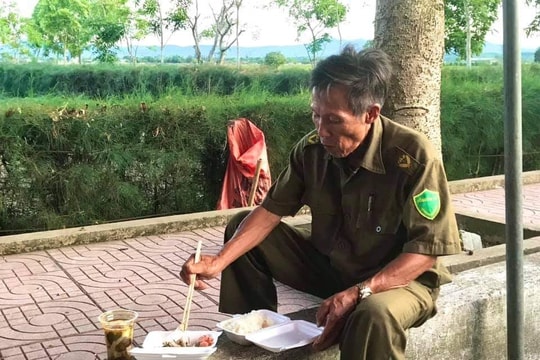 Nỗ lực bám chốt dưới thời tiết khắc nghiệt
