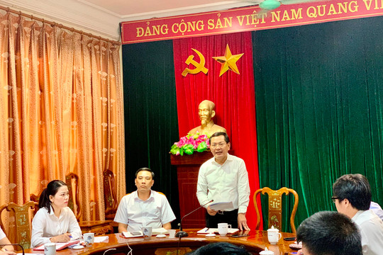 Phó Chánh án TANDTC Nguyễn Văn Du làm việc với TAND tỉnh Lào Cai