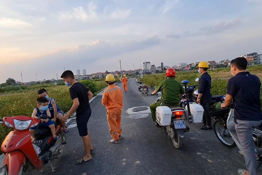 Từ thú vui dân dã, việc thả diều đã trở thành mối đe dọa thường trực đối với ngành điện
