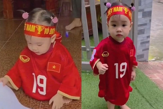 Cháu gái Quang Hải trổ tài 'tiên tri': Mặc áo đấu của chú, đầu buộc băng rôn Việt Nam nhưng lại chọn UAE