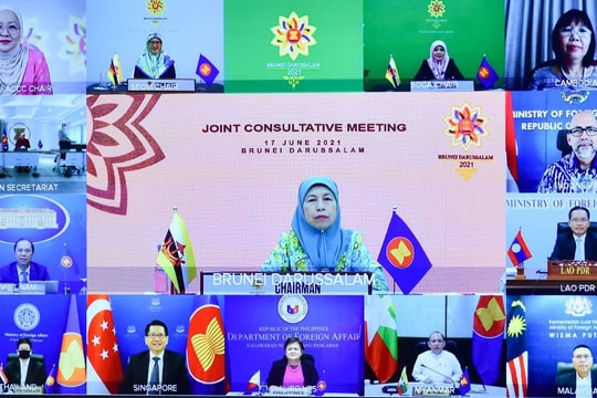 Đề nghị khẩn trương sử dụng 10,5 triệu USD từ Quỹ ASEAN ứng phó COVID-19 để mua vaccine
