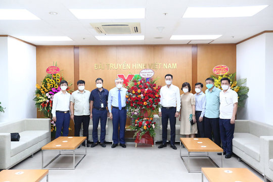 Lãnh đạo TANDTC chúc mừng các cơ quan báo chí nhân ngày 21/6