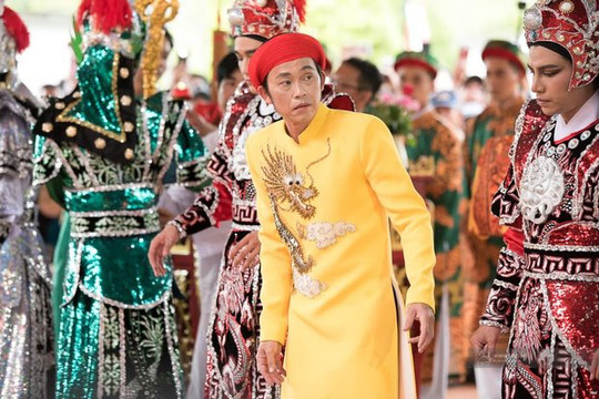 NS Hoài Linh bị tố nợ tiền xây Nhà thờ Tổ 100 tỷ 5 năm chưa trả