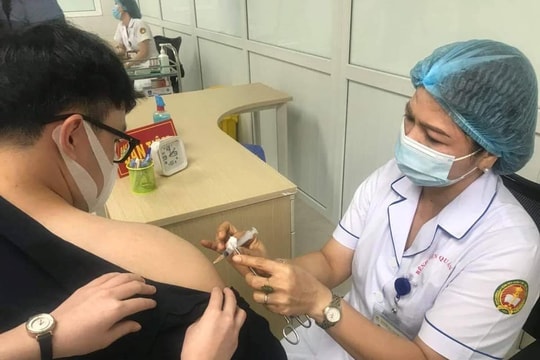 1.000 người đã tiêm vắc xin Nanocovax giai đoạn 3