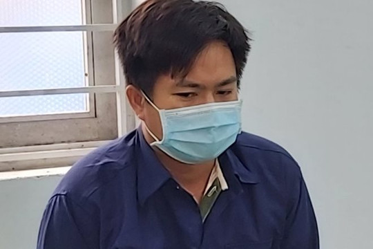 Mới ra tù lại tiếp tục giở trò đồi bại với bạn gái mới quen