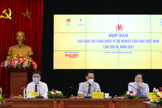 Họp báo giới thiệu Giải báo chí toàn quốc “Vì sự nghiệp giáo dục Việt Nam” năm 2021