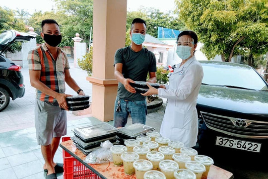 Lan tỏa nghĩa tình đồng bào trong mùa dịch