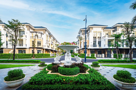 Khang Điền bắt đầu bàn giao sổ hồng cho cư dân Verosa Park & Safira 