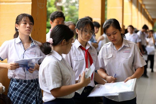 Hà Nội công bố điểm chuẩn trúng tuyển vào lớp 10 trường chuyên năm học 2021-2022