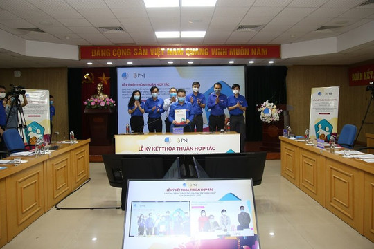 Tuyên dương “Gia đình trẻ tiêu biểu” năm 2021