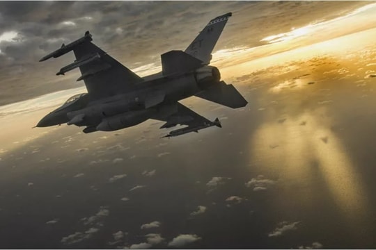 Tổng thống Biden lệnh không kích biên giới Iraq-Syria