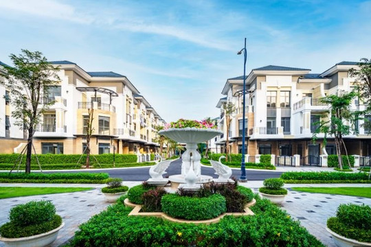 Khang Điền bắt đầu bàn giao sổ hồng cho cư dân Verosa Park & Safira     