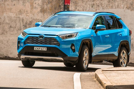 Toyota sắp ra mắt RAV 4 thế hệ mới