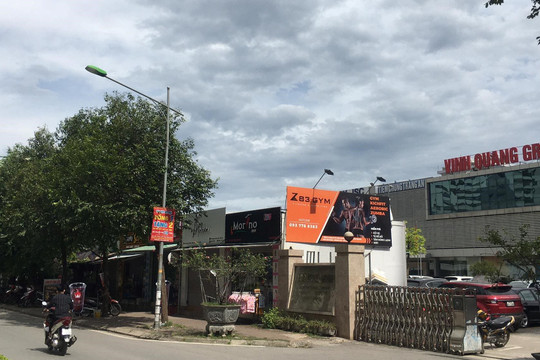 Hà Nội: Tập đoàn Vinh Quang xây dựng hàng loạt ki ốt không phép