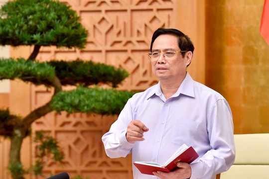 Thủ tướng: Càng lúc này càng phải gần dân hơn, hành động quyết liệt hơn