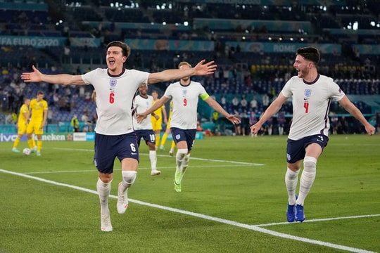 Đội tuyển Anh nghiền nát Ukraine và thiết lập 2 kỷ lục để tiến thẳng vào bán kết Euro 2020