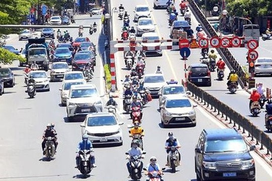Bắc Bộ ngày nắng nóng có nơi 39 độ C, tối và đêm mưa dông