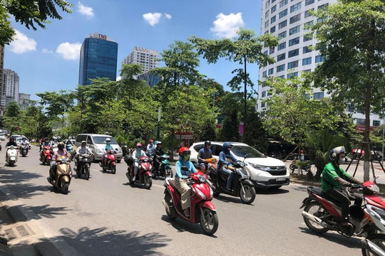 Dự báo thời tiết 5/7: Đồng bằng Bắc Bộ vẫn nắng nóng trước khi đón mưa dông